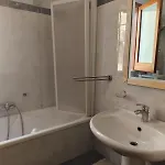 Apartament Bbwine 2 *